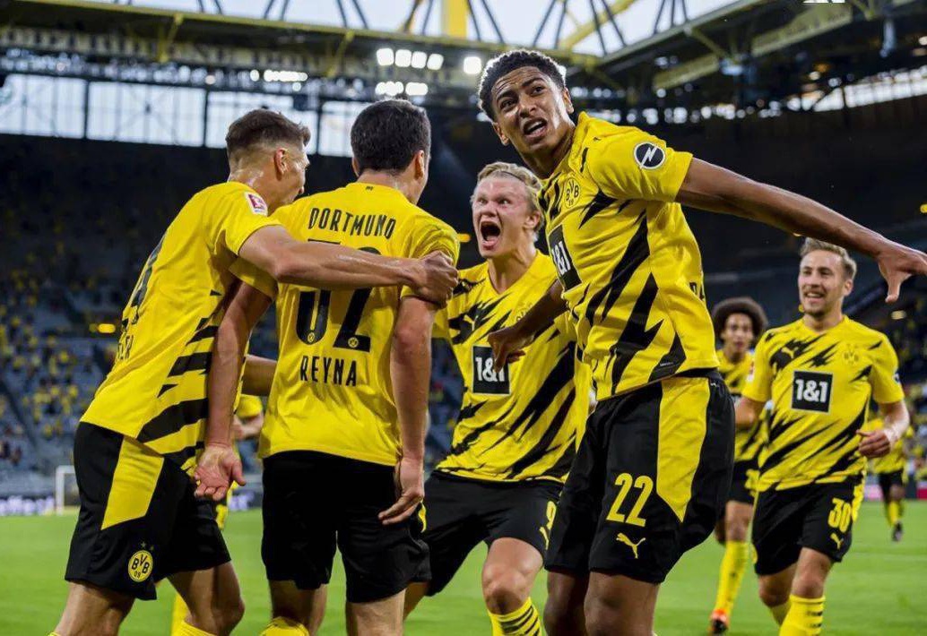 中突出个人 中突出个人