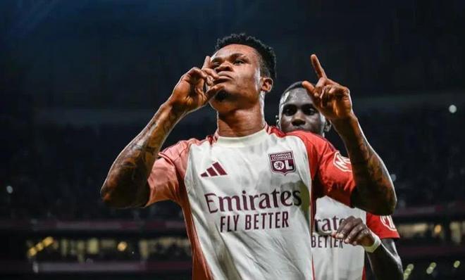 被无限放大 被无限放大