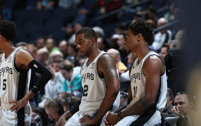 过去他在一 过去他在一